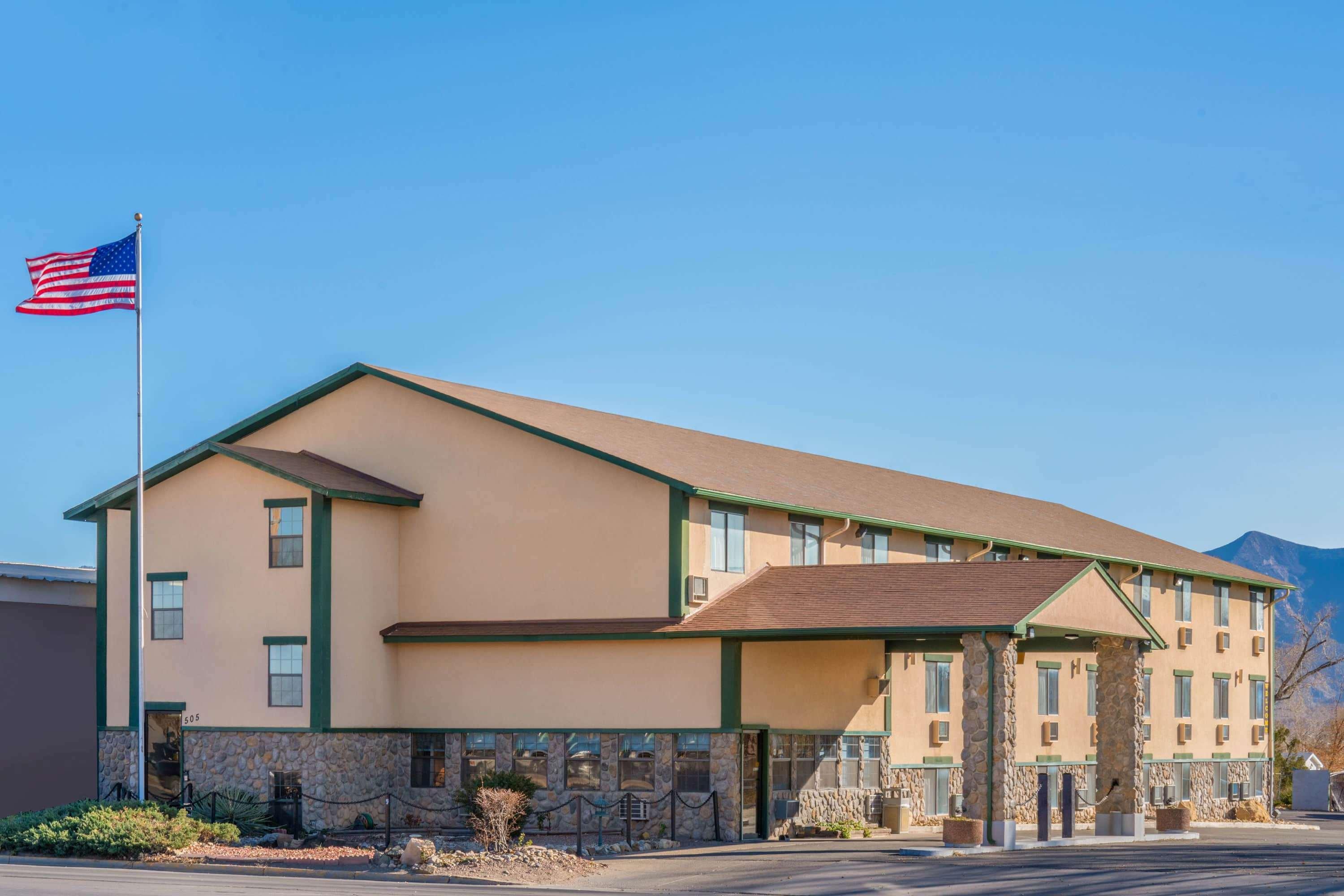 Super 8 By Wyndham Cortez/Mesa Verde Area Exterior photo