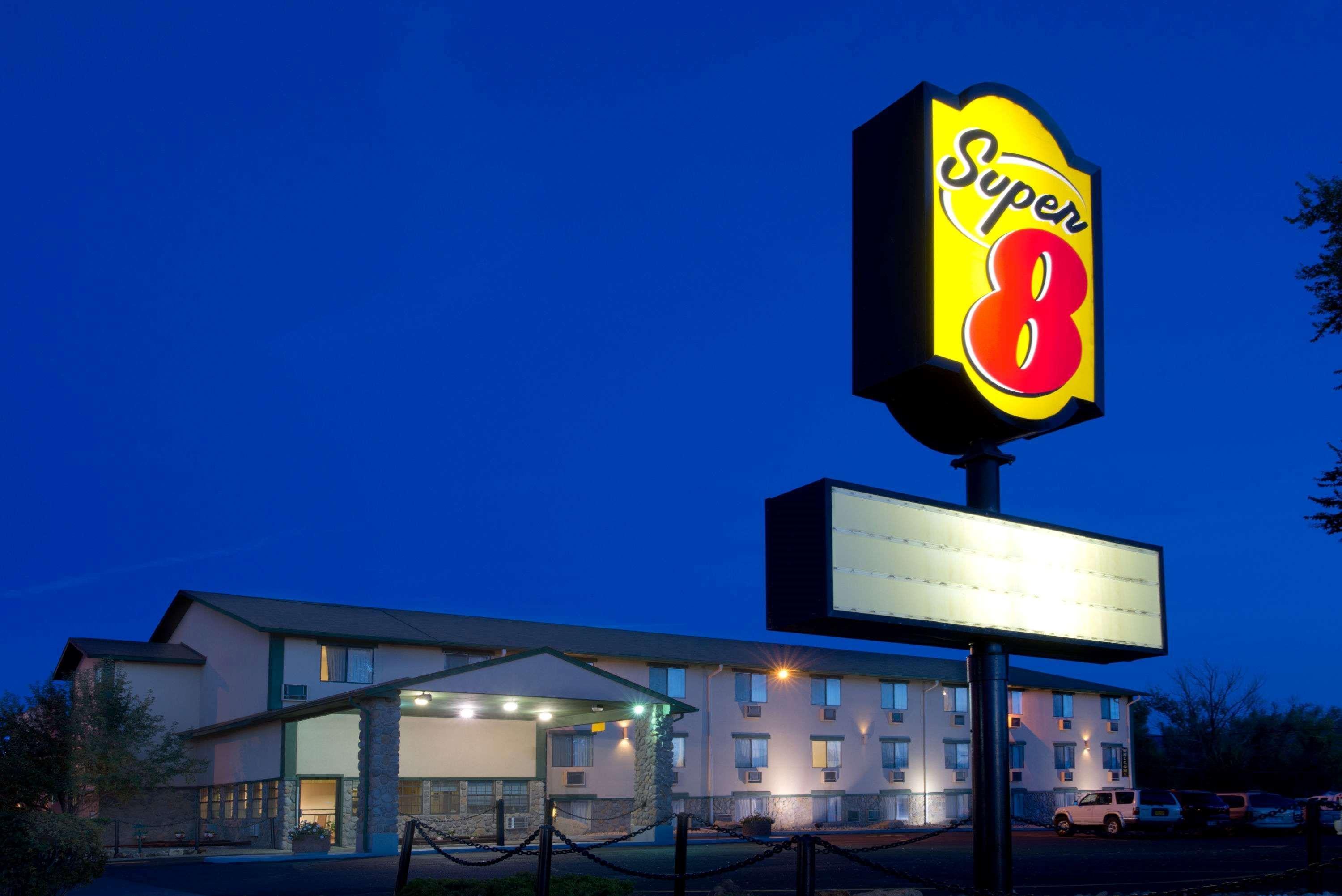 Super 8 By Wyndham Cortez/Mesa Verde Area Exterior photo